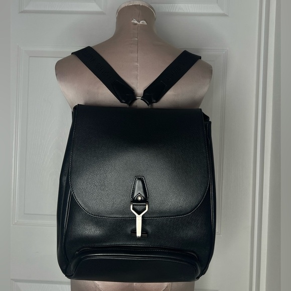 Louis Vuitton Large Backpack Taiga Leather Black - Picture 4 of 15